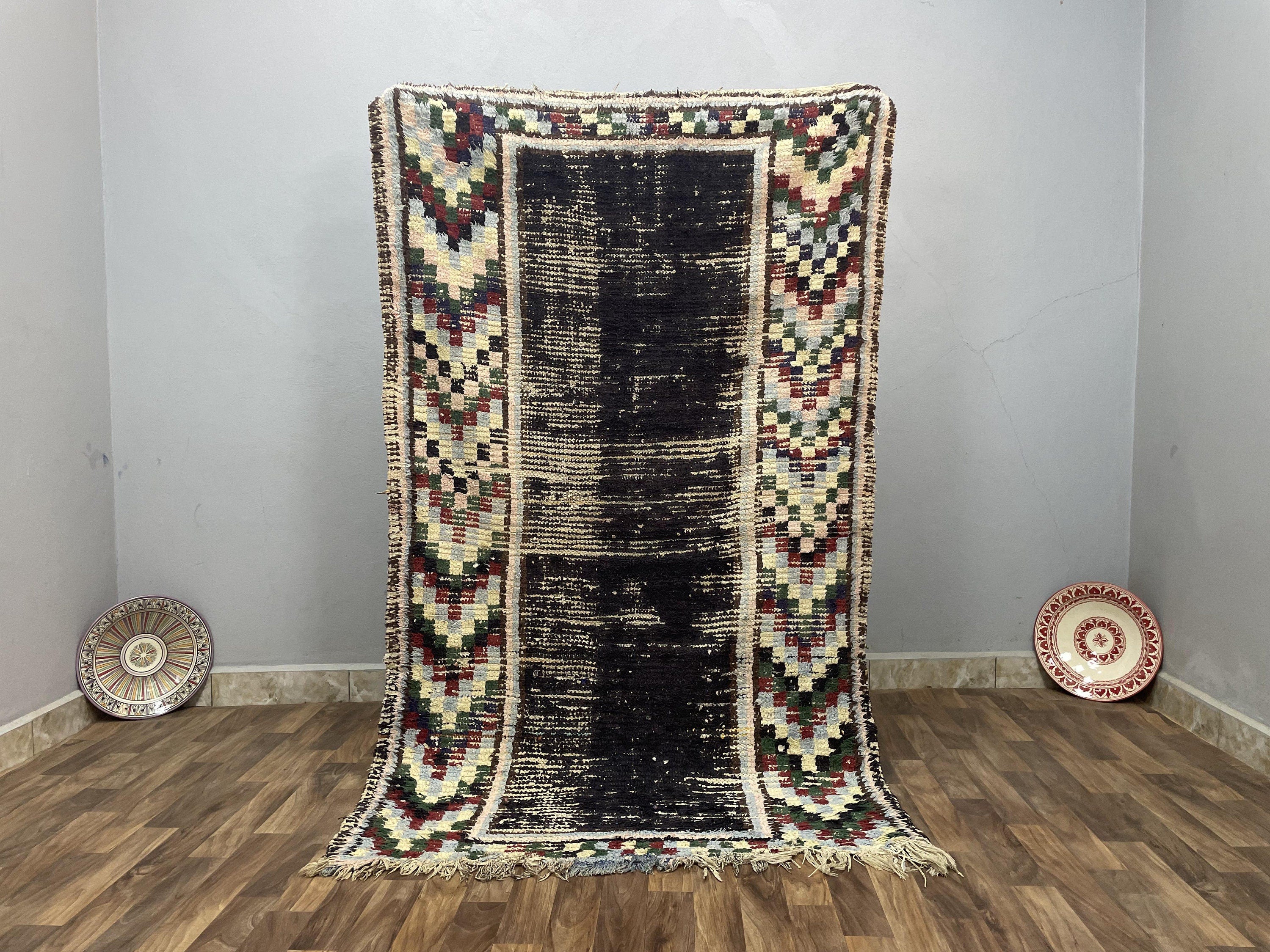 Vintage 4x7ft Checkered Moroccan Rug