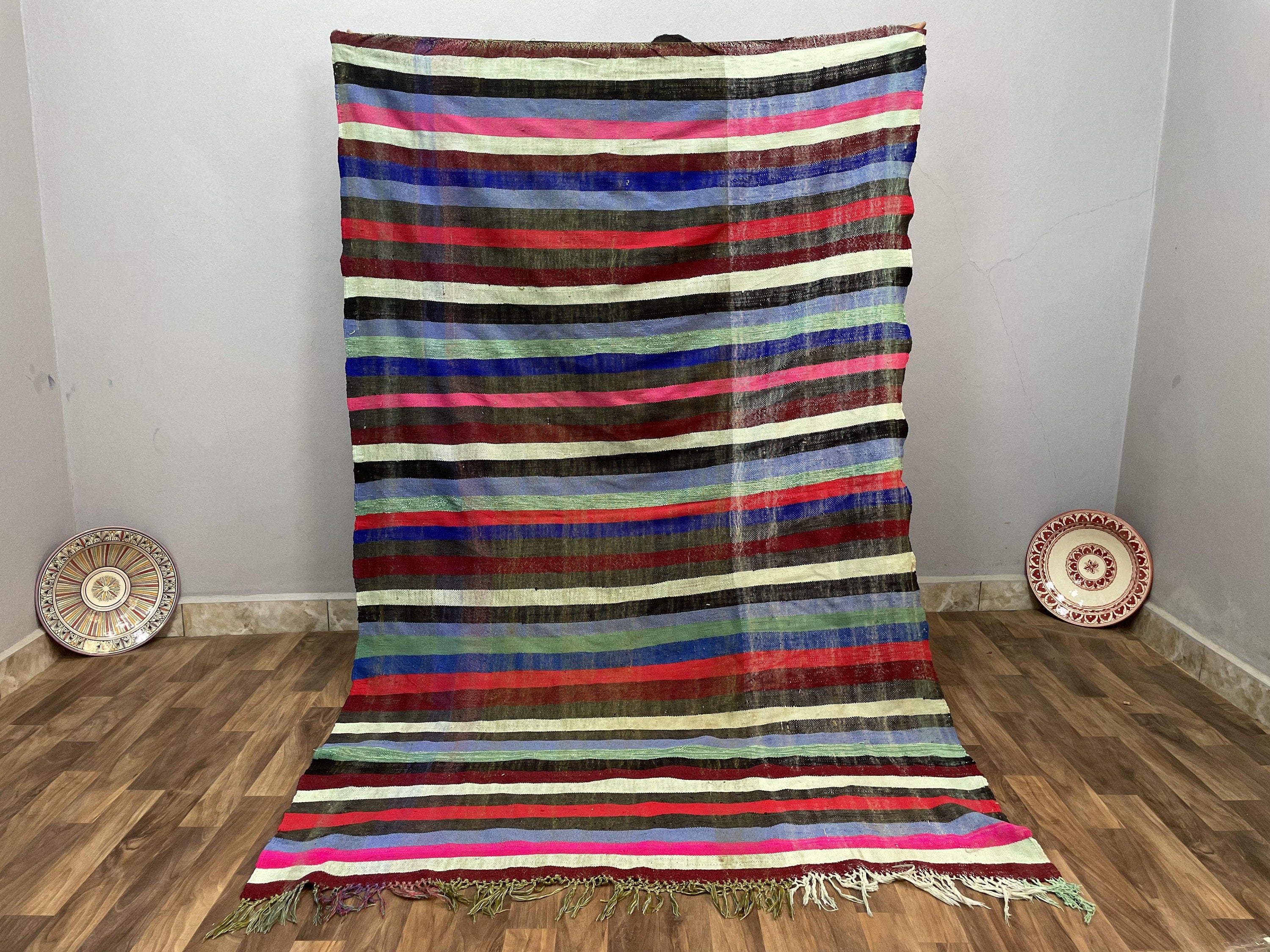 Modern 4x7 ft Boho Rug