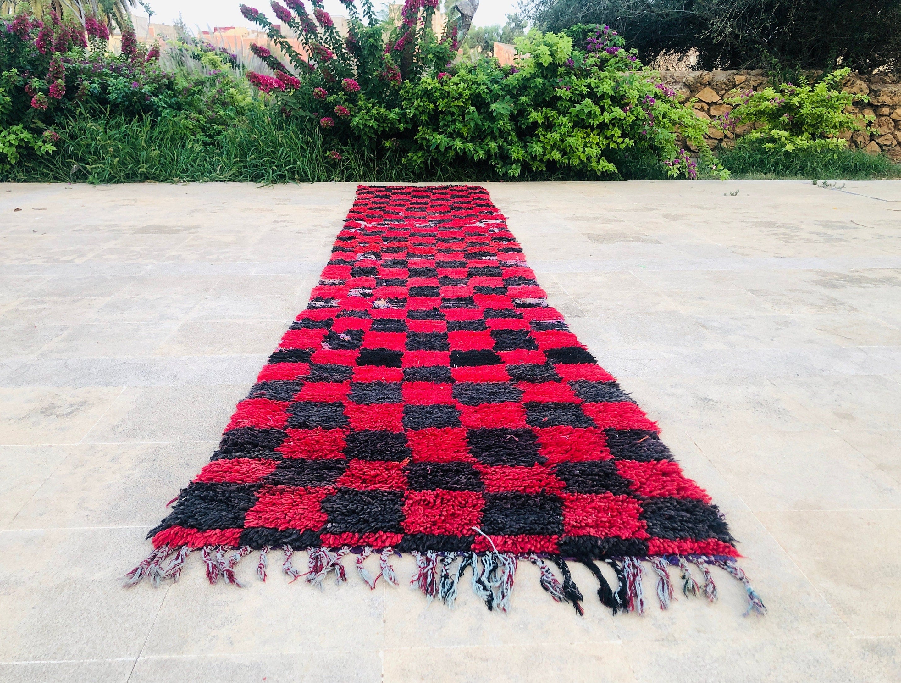Luxury 2x14' Moroccan Black and Red